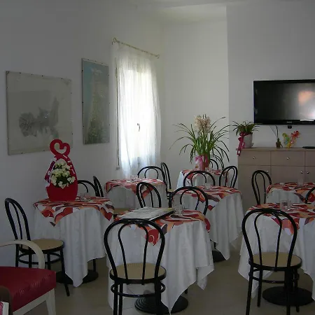 Hotel Il Pino San Vincenzo