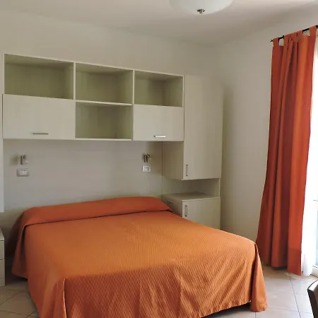 Hotel Il Pino 3*